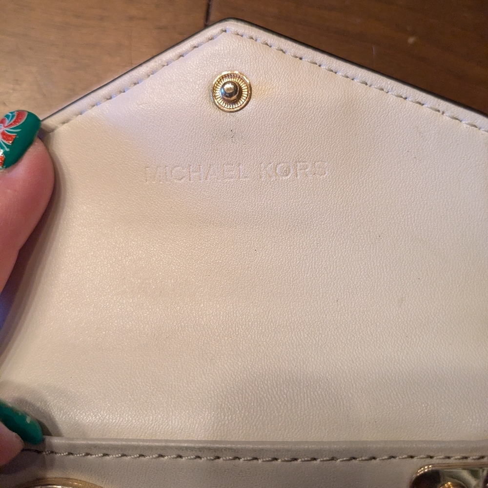 Michael Kors Grey & Off White Leather Coin/Keyholder - Picture 7 of 10